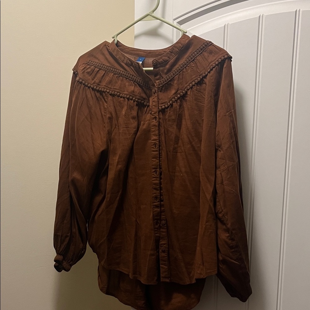 Old Navy Chestnut Long Sleeve Top